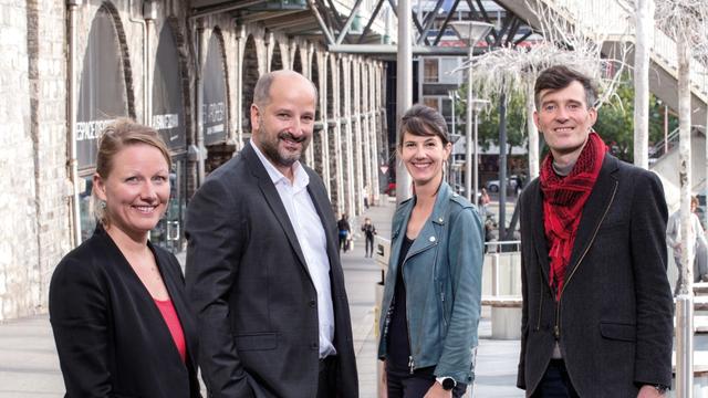 Les quatre candidats rose-rouge à la Municipalité. De droite à gauche, David Payot (POP), Florence Germond (PS), le syndic Grégoire Junod (PS), et une nouvelle venue Emilie Moeschler (PS). [Twitter]