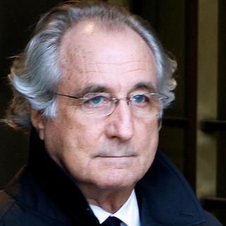 Bernard Madoff à la sortie du tribunal, New York, le 14 janvier 2009. [Reuters - Brendan McDermid]