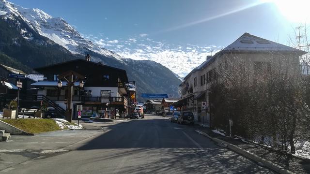 Le village des Contamines-Montjoie, en Haute-Savoie, a enregistré cinq cas de personnes atteintes du coronavirus chinois, sans signe de gravité. [AFP - Marie Giffard]