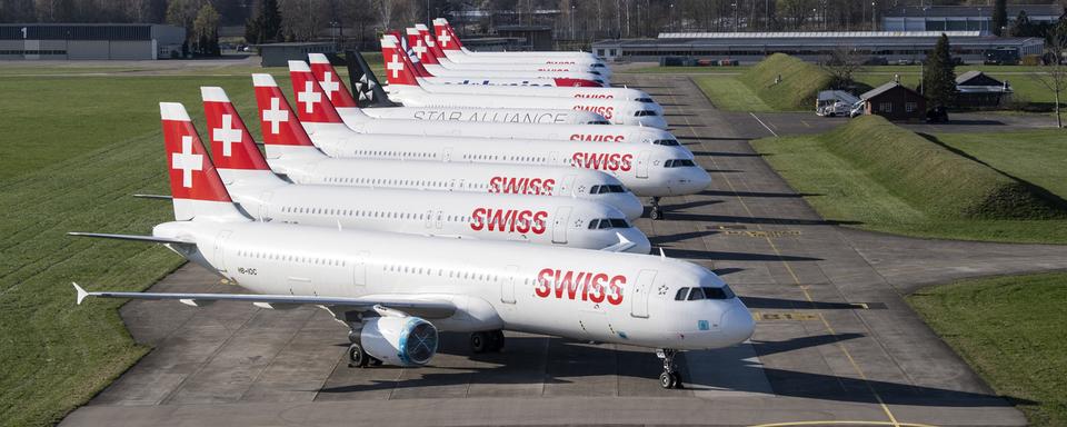 Une partie de la flote de Swiss a été parquée sur l'aéroport de Dübendorf. [Keystone - Ennio Leanza]