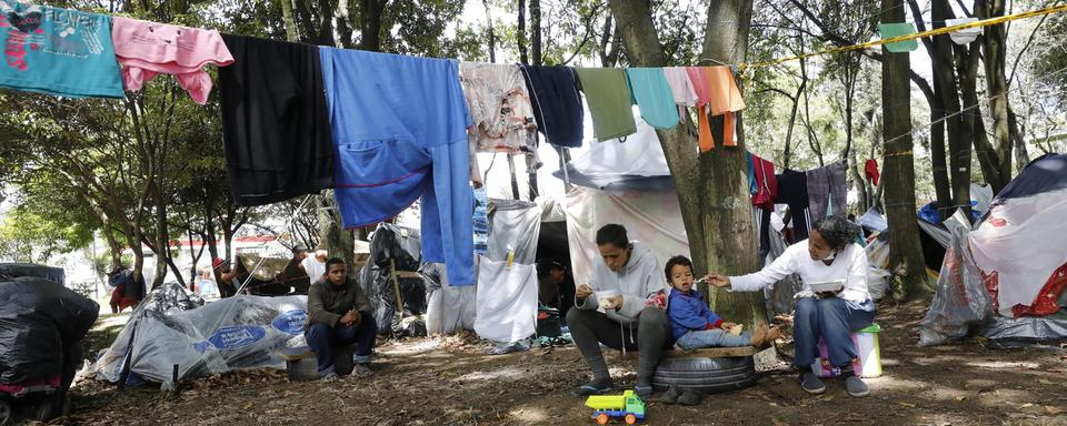 des migrants vénézuéliens dans un camps en Colombie. [epa/Keystone - Mauricio Duenas Castaneda]