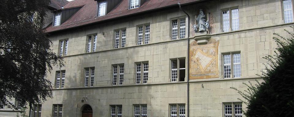 Le bâtiment le plus ancien du Collège Saint-Michel à Fribourg. [CC-BY-SA - Grentidez]