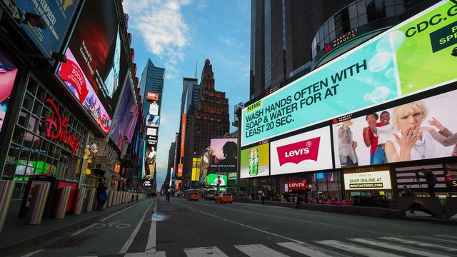 A New York, Times Square au ralenti à cause du Coronavirus. [AFP - Tayfun Coskun/Anadolu Agency]