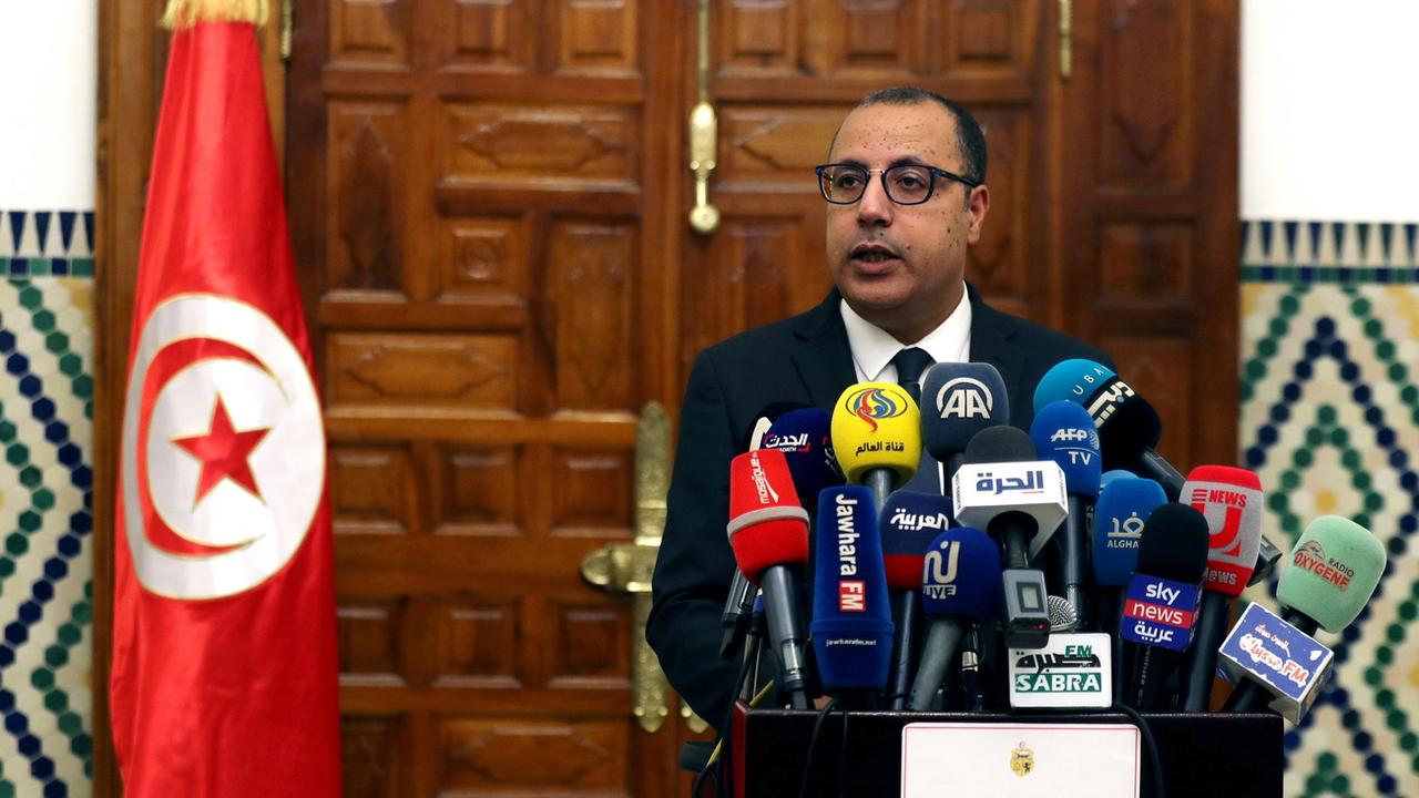 Le premier ministre tunisien Hichem Mechichi mise sur un gouvernement composé de technocrates sans étiquettes politiques. [Mohamed Messara]