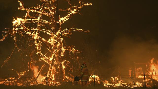 Une image de l'incendie de Gospers Mountain, photographié le 22 décembre 2019. [Keystone - Dan Himbrechts]