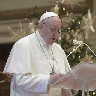 Dans son message de Noël, le Pape transmet ses espérances pour 2021. [Vatican Media via AP/ Keystone]