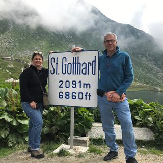 Au sommet du col du Gotthard. [RTS - Nicole Dellapietra et Alain Arnaud]