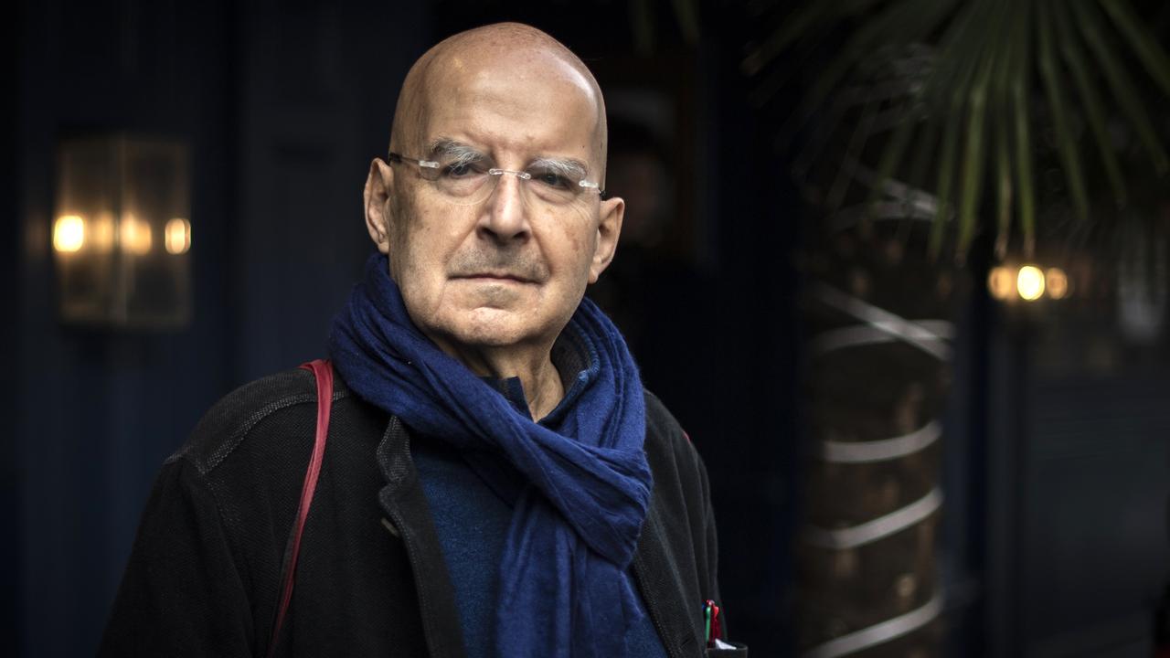 Pierre Guyotat en novembre 2018, au moment de recevoir le prix Médicis pour son roman autobiographie "Idiotie" (Grasset). [AFP - Philippe Lopez]