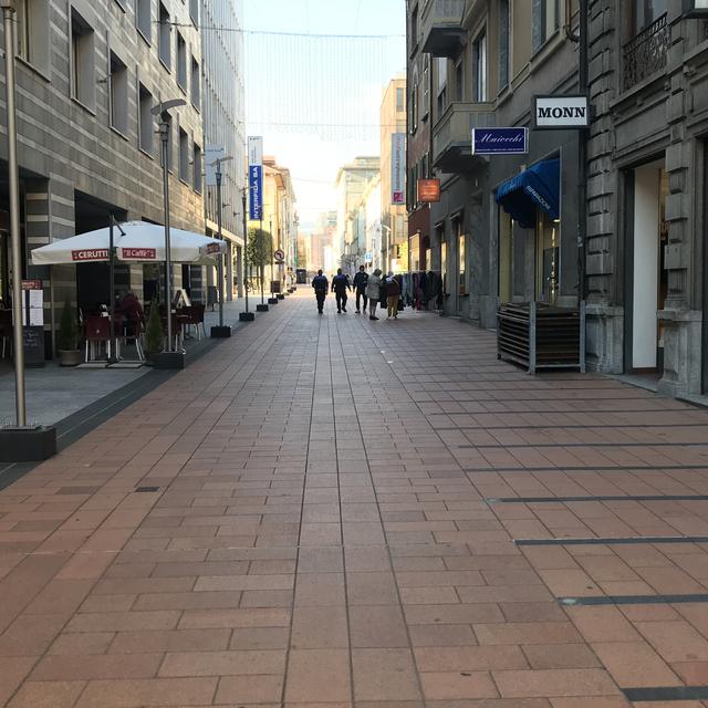 Les rues de Chiasso (TI) sont vides. [RTS - Nicole della Pietra]