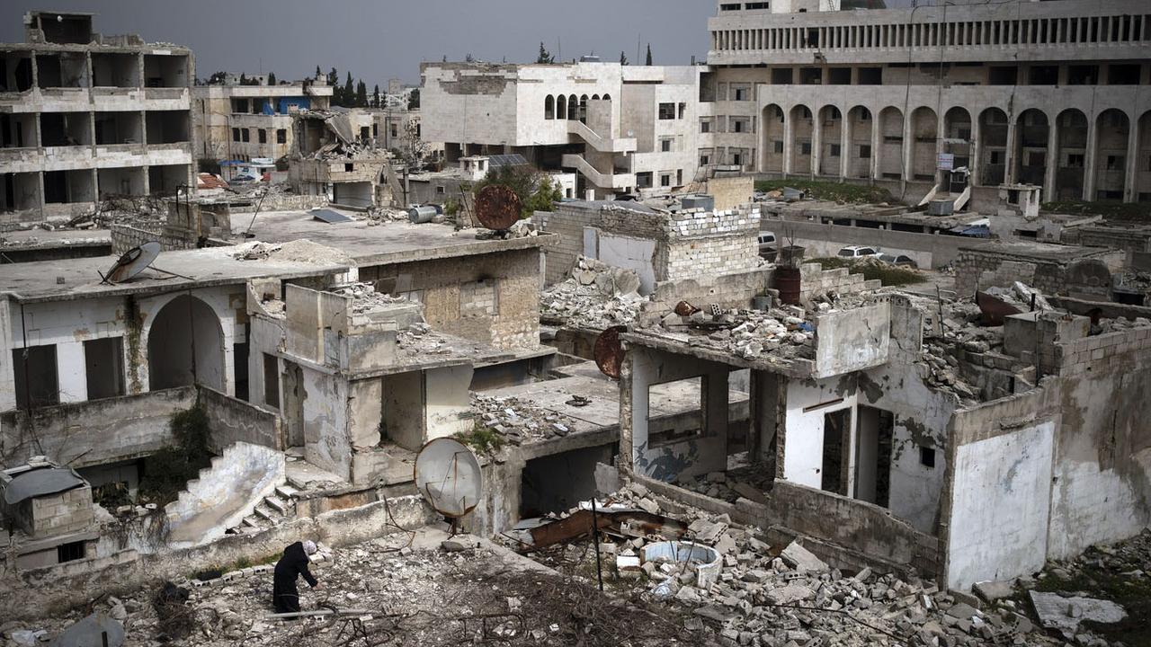 Les bombardments ont frappé de manière aveugle la ville syrienne d'Idleb [AP/Keystone - Felipe Dana]