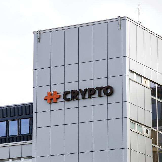 Le Ministère public de la Confédération (MPC) a classé la procédure pénale contre la société Crypto. [KEYSTONE/Alexandra Wey]