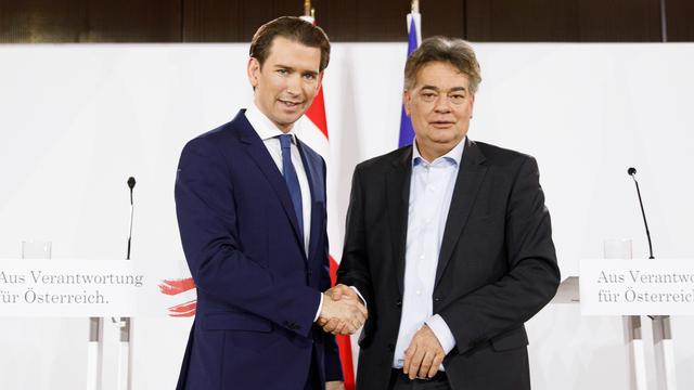 Sebastian Kurz et Werner Kogler ont trouvé un accord pour gouverner l'Autriche. [Keystone - Florian Wieser / EPA]