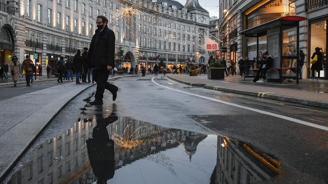 Ambiance de confinement à Regent Street, à Londres. [AP - Alberto Pezzali]