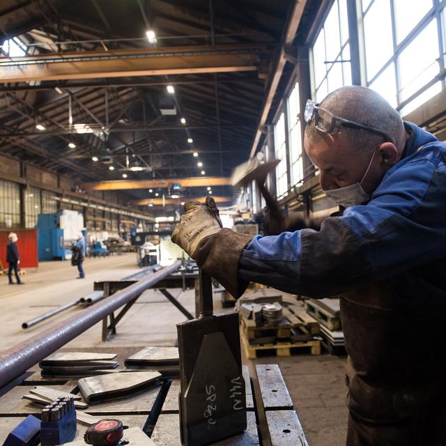 Le président de Swissmem anticipe des licenciements en masse dans le secteur industriel. [Keystone - Alessandro Crinari]