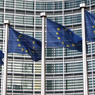 L'Eurogroupe se décide pour un plan de soutien de 500 milliards d'euros. [jorisvo]