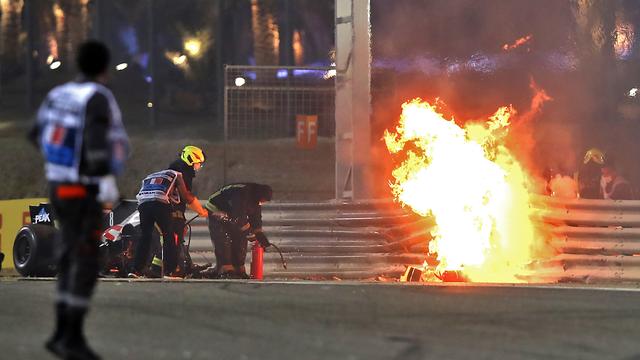 La monoplace du pilote français a été coupée en deux! [Tolga Bozoglu]