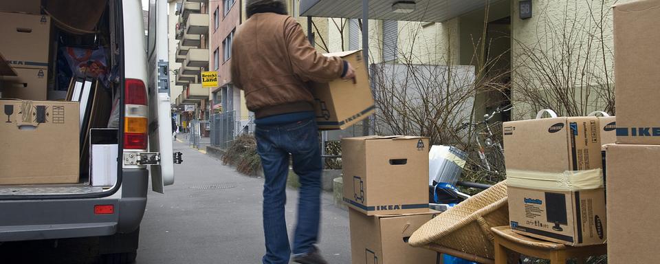 Avril est traditionnellement la saison forte des déménagements en Suisse. [Keystone - Urs Jaudas]