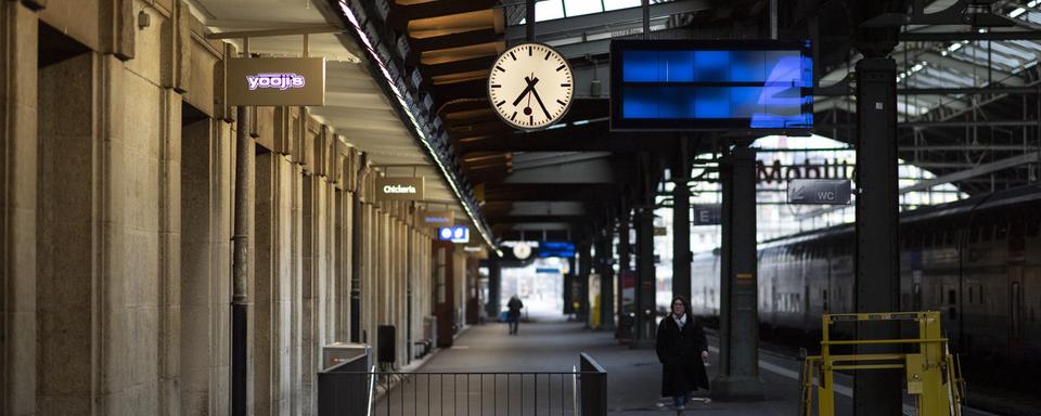 Les CFF commencent à ressentir les effets du manque de voyageurs. [Keystone - Gian Ehrenzeller]