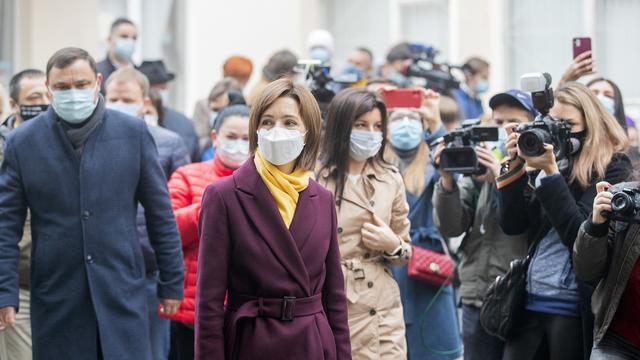 Maia Sandu après son vote pendant le deuxième tour de l'élection présidentielle en Moldavie. [EPA/Keystone - Dumitru Doru]