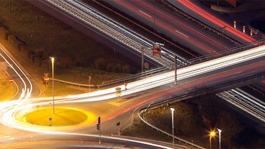 La Confédération va investir près de 2,5 milliards de francs en 2020 pour le réseau des routes nationales. L'aménagement et l'entretien de l'actuel réseau recevra la part du lion, avec 1,67 milliard de francs. [OFROU]