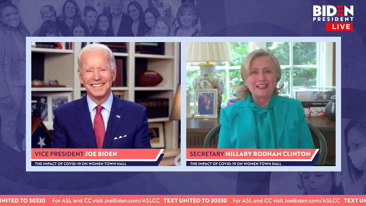 Joe Biden et Hillary Clinton ont dialogué en vidéo-conférence. [Biden For President/Reuters]