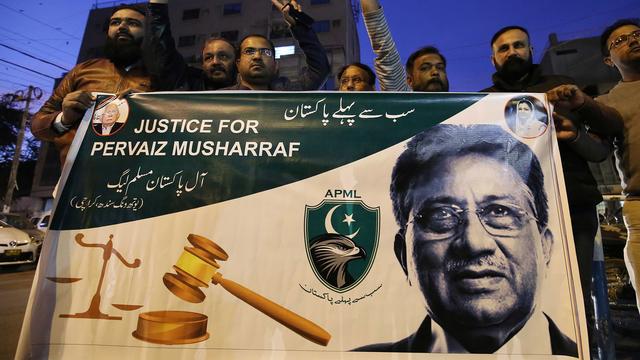 La condamnation de l'ex-président pakistanais Musharraf a été annulée. [Keystone - EPA/Shahzaib Akber]