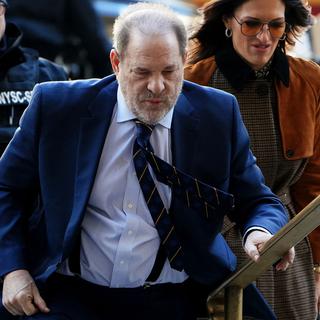 Harvey Weinstein à son arrivée à l'ultime audience à New York, vendredi 14.02.2020. [Reuters - Carlo Allegri]