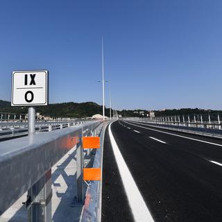 Une vue du pont de Gênes, inauguré ce 3 août 2020. [EPA/Keystone - Luca Zennaro]