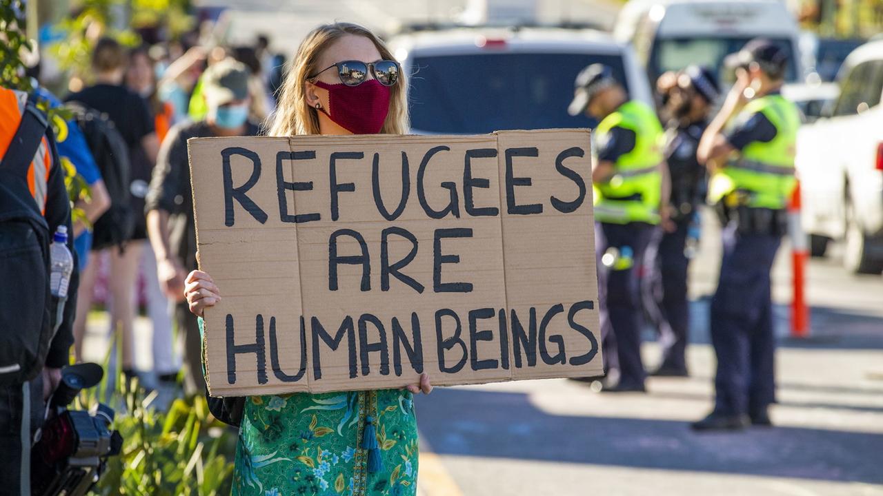 Une manifestante contre la politique migratoire gouvernementale de l'Australie. [EPA/Keystone - Glenn Hunt]