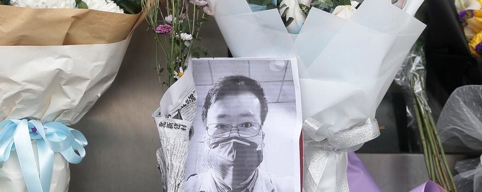 L'ophtalmologiste chinois Lin Wenliang a été le premier à mettre en garde la population contre l'épidémie de coronavirus. Il est décédé le 7 février 2020 à 33 ans, victime du virus originaire de la ville de Wuhan. [EPA/YFC CHINA OUT - EPA/YFC CHINA OUT]