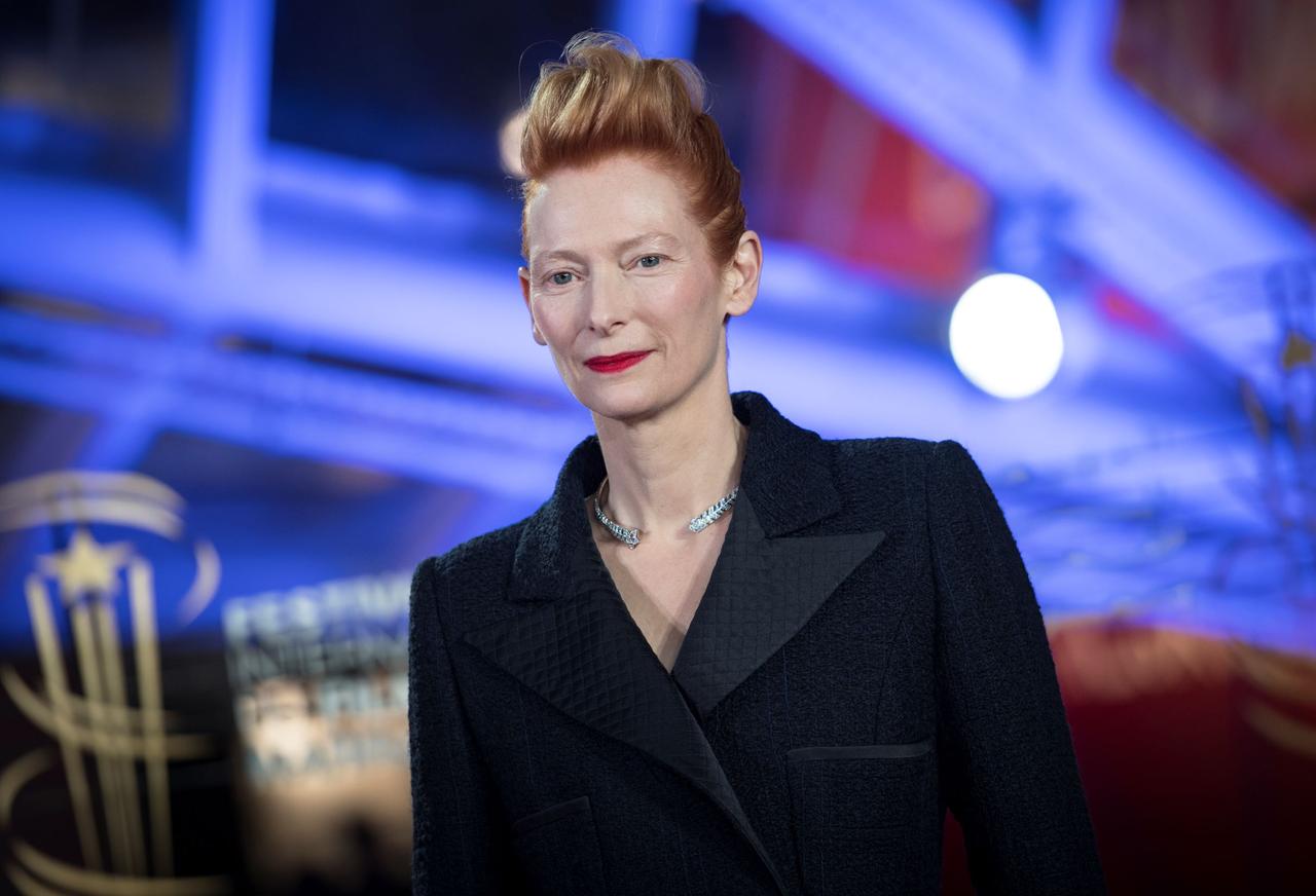 Tilda Swinton, inoubliable Orlando, recevra un lion d'honneur à la prochaine Mostra. [AFP - FADEL SENNA]