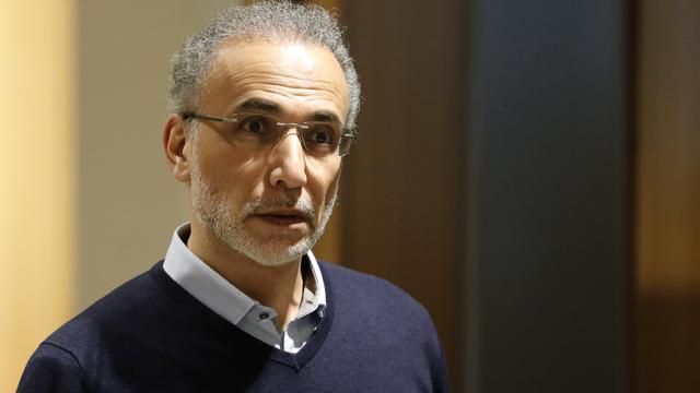 Tariq Ramadan, photographié ici en février 2020 à Paris. [AFP - Thomas Samson]