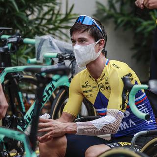 Le Tour de France 2020 débute encadré par les mesures sanitaires contre le Covid-19. [EPA/Keystone - Christophe Petit Tesson]