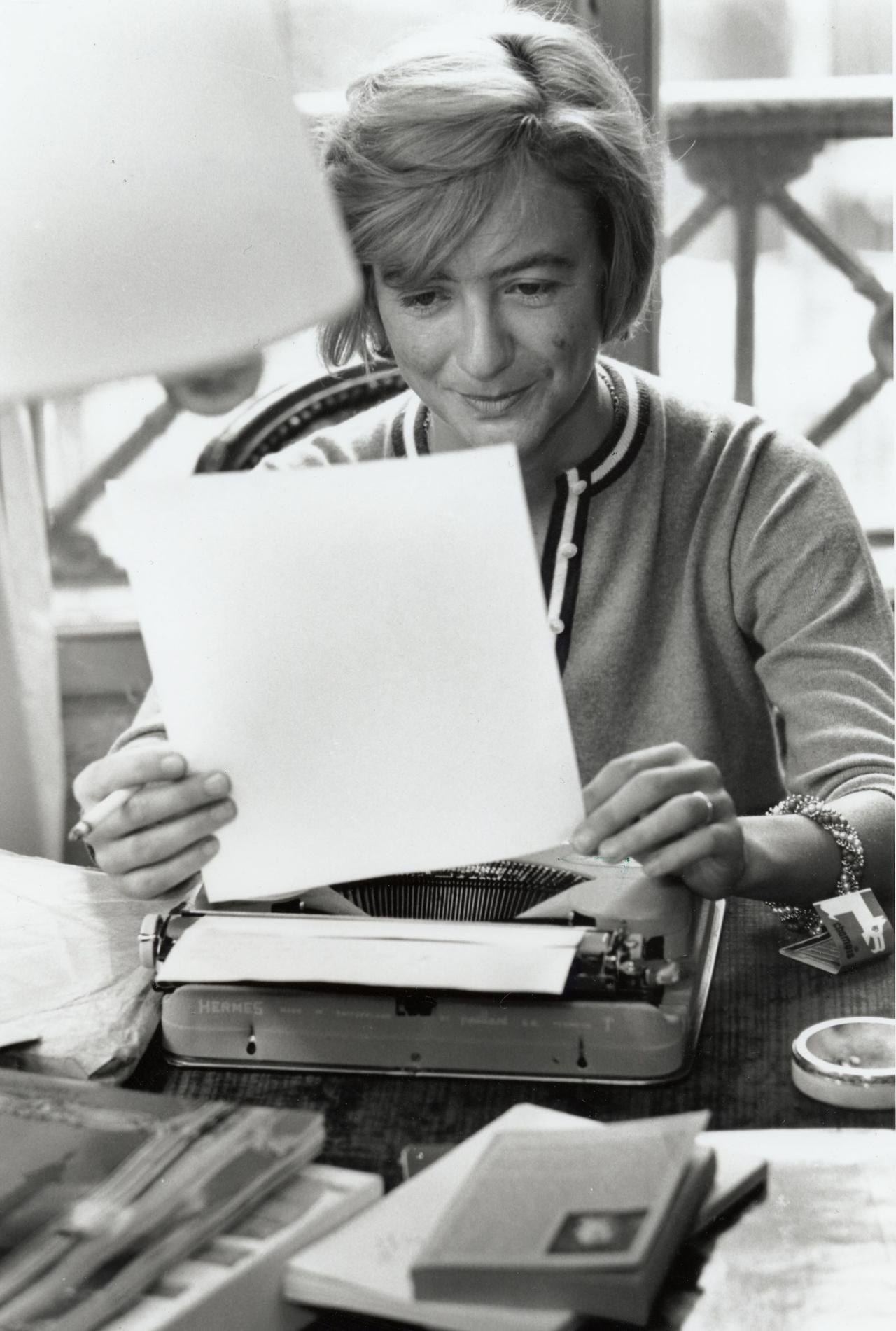 Françoise Sagan ne jurait que par son Hermès Baby. [Photo12 via AFP - Luc Fournol]