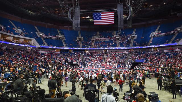 Le président américain Donald Trump s'exprime lors de son meeting électoral à Tulsa le 20 juin 2020. [Keystone - EPA/ALBERT HALIM]