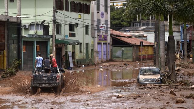 Les rues inondées de Sabara, dans l'Etat de Minas Gerais, au Brésil. [AFP - Douglas Magno]