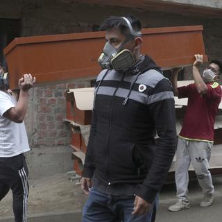 La pandémie de coronavirus frappe de plein fouet l'Amérique latine. [AP Photo/Keystone - Martin Mejia]