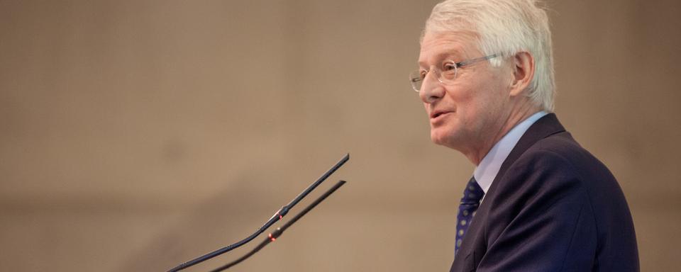 Jean-Pierre Danthine, ancien vice-président de la BNS et actuel codirecteur du Collège du management de la technologie de l'EPFL. [Keystone/Ti-Press - Pablo Gianinazzi]