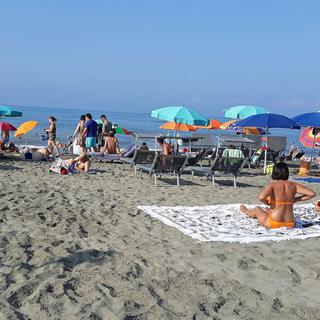 La plage d'Ostia, près de Rome. [Keystone - epa/telenews]