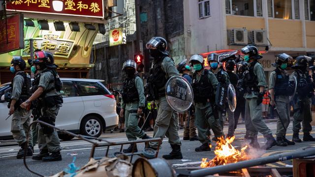 Les manifestations violentes à Hong-Kong continuent. [EPA/Keystone - Jérôme Favre]