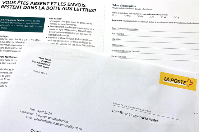 Le courrier reçu par les habitants de Bassecourt (JU). [RTS - Gaël Klein]