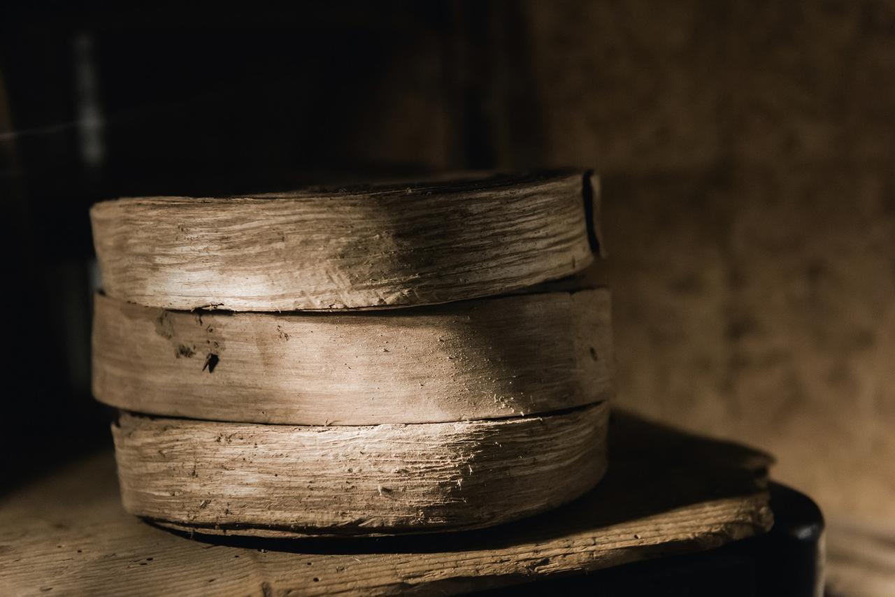 Les boîtes de vacherin Mont-d'Or sont fabriquées avec du bois du Risoud. [L'Oeil d'Anouk - Anouk Ruffieux]