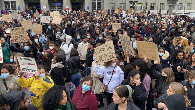 La manifestation contre le racisme à Bienne, 05.06.2020. [Keystone - Adrian Reusser]