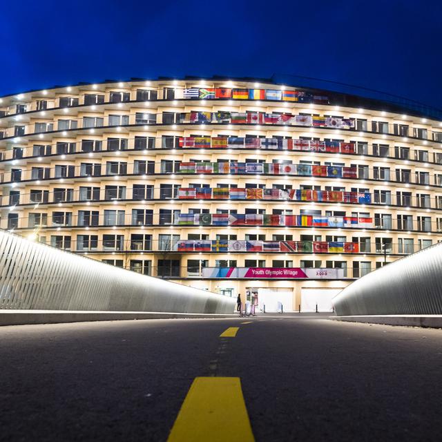 Le bâtiment Vortex, le village olympique des Jeux Olympiques de la Jeunesse, photographié à Chavannes-pres-Renens (VD) le 3 janvier 2020. [Keystone - Jean-Christophe Bott]