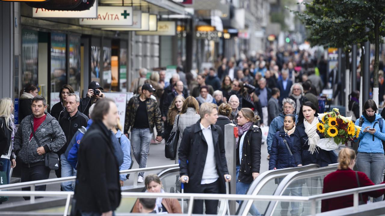 Plus d'un tiers de la population suisse est issue de la migration. [Keystone - Manuel Lopez]