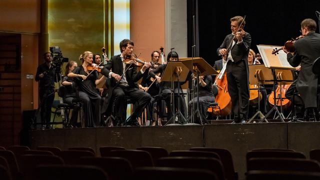 L'Orchestre de chambre de Lausanne et Renaud Capuçon. [RTS - Jay Louvion]