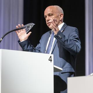 Ueli Maurer lors de la session parlementaire du 4 mai 2020. [Keystone - Alessandro della Valle]