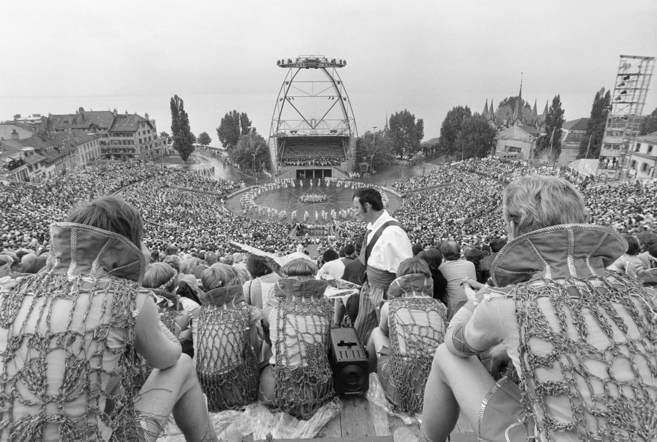 La Fête des Vignerons en 1977, sur la place du Marché de Vevey. [Keystone]