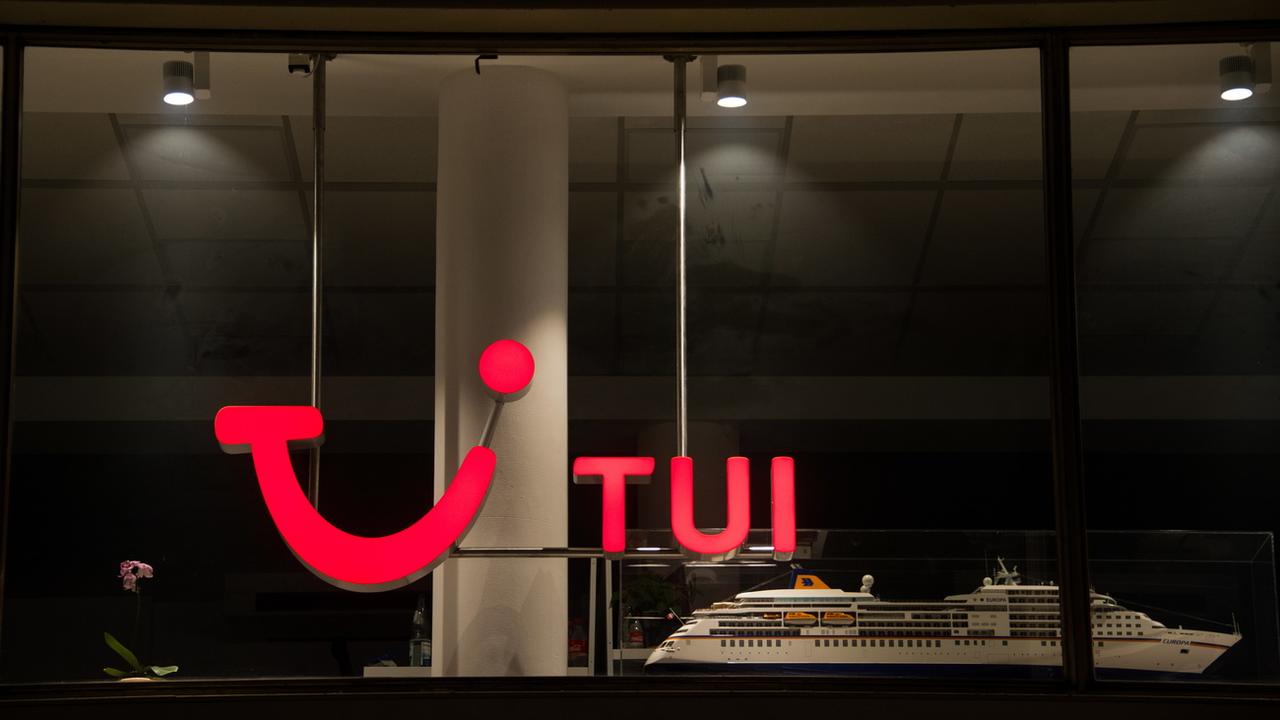 Le premier voyagiste mondial TUI va supprimer 8000 postes dans le monde. [Keystone/epa - Christian Bruna]