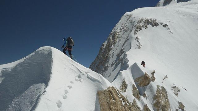 Les Documentaires de la RTS - Les Monts célestes. [RTS]